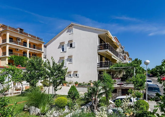 Romantisches Mit Mediterraner Terrasse, Privatparkplatz Und Grillbereich * تْسْغيكفانِتْسا