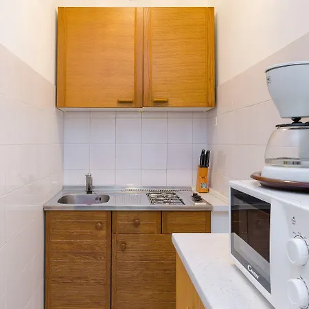 Apartament Romantisches Mit Mediterraner Terrasse, Privatparkplatz Und Grillbereich Crikvenica